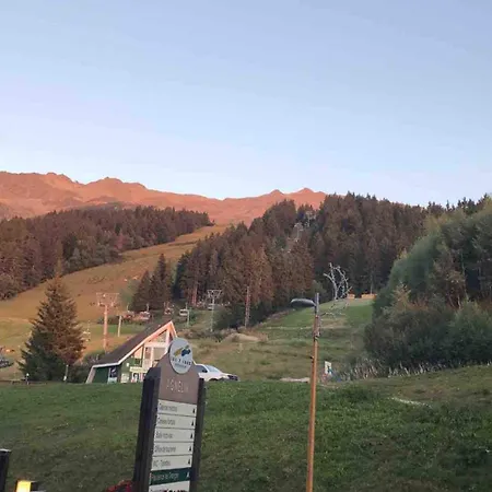 Montagne Face Aux Pistes Apartment Les Adrets